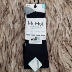 MEMOÍ Well fit Black Compression Socks